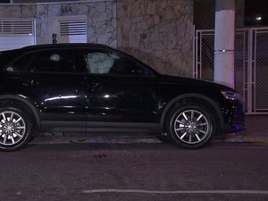 Homem é morto com tiros de fuzil dentro de carro blindado na Zona Leste de SP