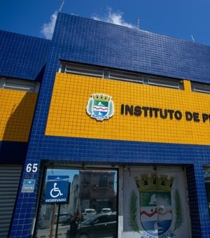 Atualização cadastral de servidores e pensionistas de Maceió vai até dia 21