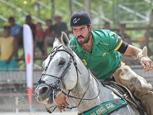 Alagoanos Celso Vitório e Juninho Vitório brilham na Vaquejada da Serrinha, na Bahia