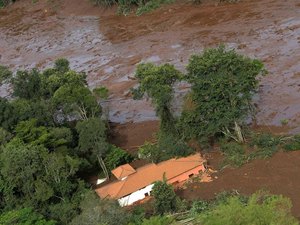 Sobe para 60 número de mortos em tragédia de Brumadinho
