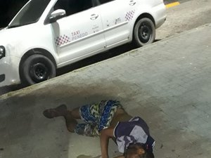 Briga entre irmãos deixa um homem ferido  no centro de Penedo