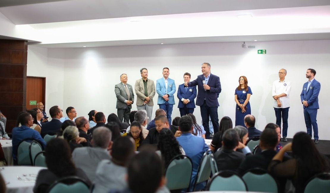Renan Filho tem encontro pastores e avança no diálogo com lideranças cristãs