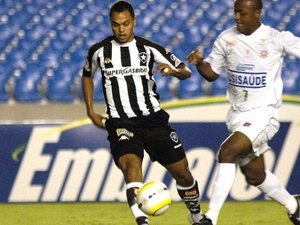 Ex-Botafogo, Dodô diz que vai assumir comando técnico de time amazonense