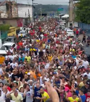 Renan Filho é recebido por 10 mil pessoas em União dos Palmares