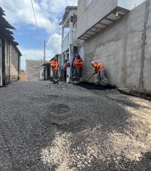 Travessas do Conjunto Bela Vista, no Benedito Bentes, recebem pavimentação