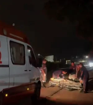 Acidente entre moto e cavalo deixa dois jovens feridos na AL-115, em Arapiraca