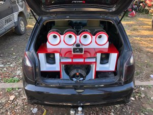 PM apreende som, após denúncia de abuso do sossego alheio em Arapiraca