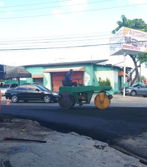 Seminfra recupera trecho da Avenida Comendador Calaça, em Maceió