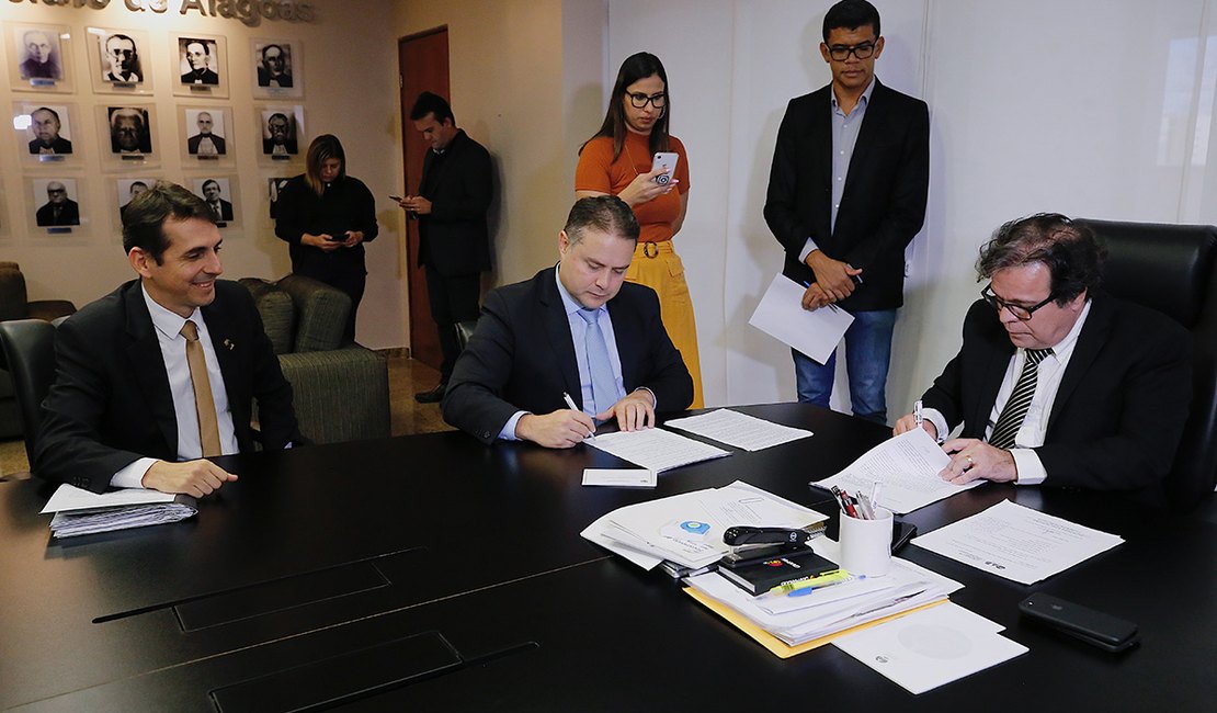 Governo de Alagoas e Tribunal de Justiça firmam convênio para criação da Guarda Judiciária