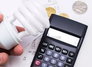 Conta de luz explode e deflagra debate sobre como reduzir preço