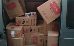 BPRv faz apreensão de 112 caixas de  cigarros contrabandeados no Agreste 