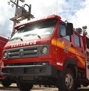 Incêndio em igreja em Arapiraca mobiliza equipes do Corpo de Bombeiros