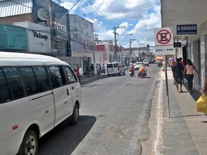 Mulher tem moto roubada no Centro de Arapiraca