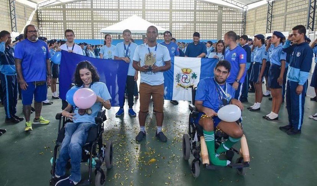 Atletas da APAE de Maragogi recebem homenagem pelas conquistas nos Jogos Paradesporto de Alagoas