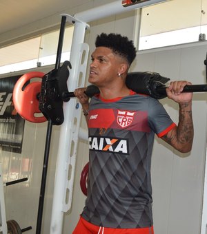 Bruno Paulo treina pela primeira vez e aguarda regularização para estrear pelo CRB