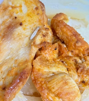 Defensoria cobra esclarecimentos após denúncia de larvas em comida em UPA