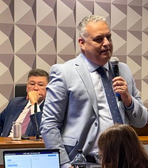 'Quem recebeu R$ 80 milhões de mafioso é quem deve explicações', diz Alfredo Gaspar