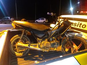 Polícia recupera moto adulterada na AL-101 Norte