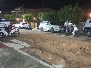 Buraco em via pública incomoda e causa perigo em Porto Calvo