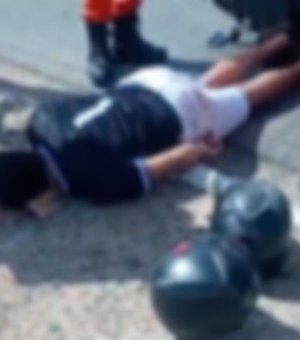 Colisão entre carro, moto e bicicleta deixa duas pessoas feridas em Maceió