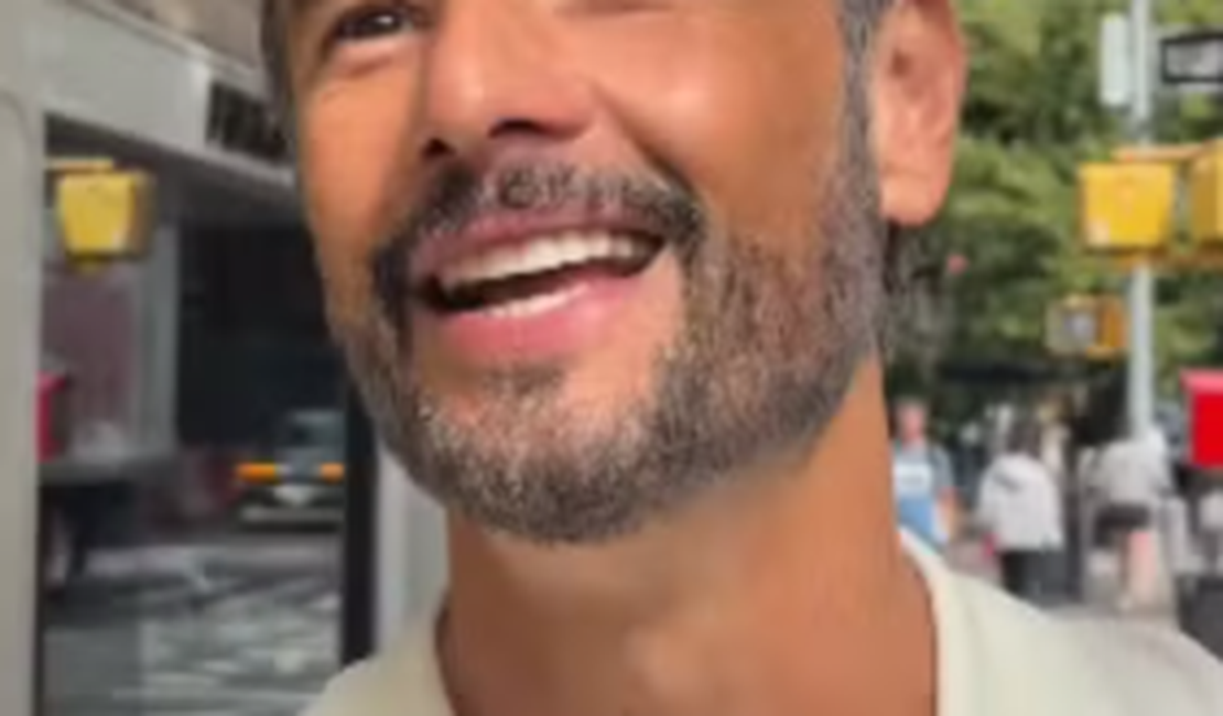 Rodrigo Santoro é abordado por influenciador que não o reconhece e respostas surpreendem