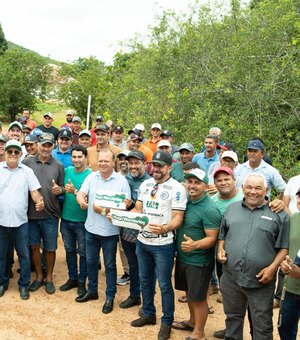 Prefeito Petrúcio Barbosa lança programa de aração de terra para fortalecer a agricultura familiar em Igaci