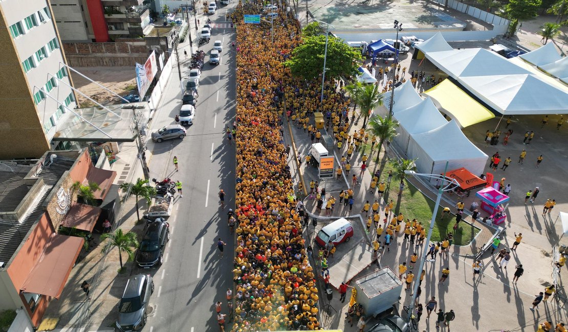 Corrida Maio Amarelo reúne quatro mil atletas na orla de Pajuçara