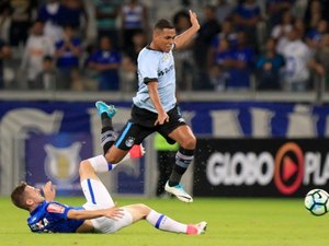 Grêmio empata com o Cruzeiro e segue na vice-liderança do Brasileirão