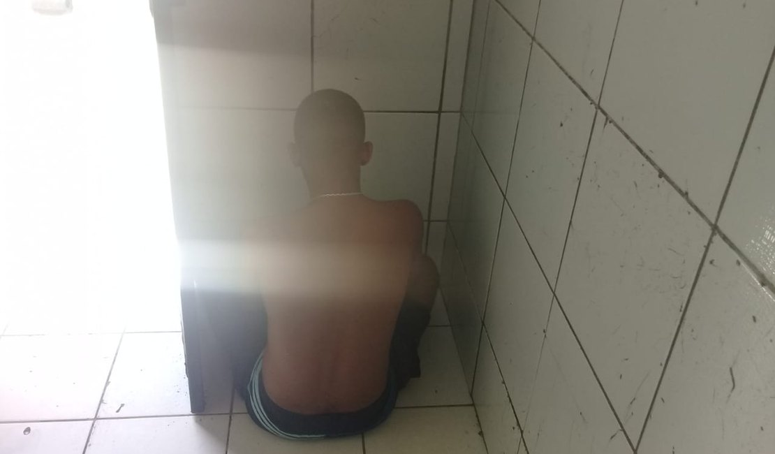Jovem é preso com cocaína, maconha e crack na Ladeira da Moenda