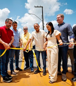 Prefeita e governador inauguram obras em São Luís do Quitunde