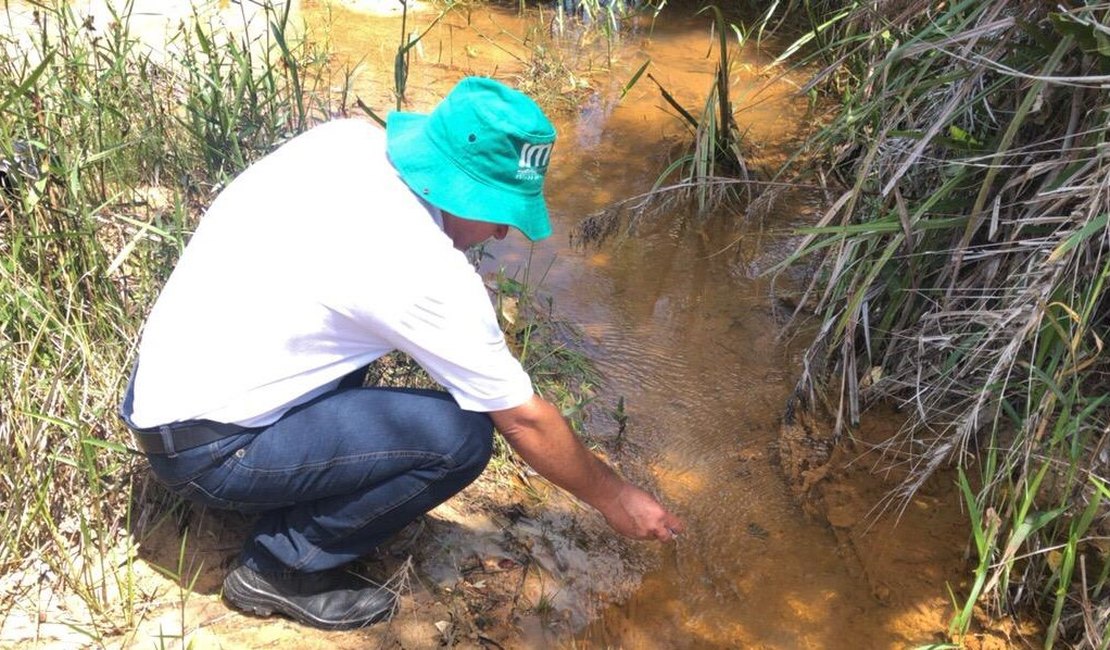 Riacho em Cruz das Almas pode estar contaminado por chorume do antigo lixão