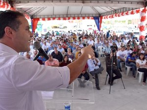 Com entrega de viaturas, Renan Filho abre Governo Presente em Arapiraca nesta quinta