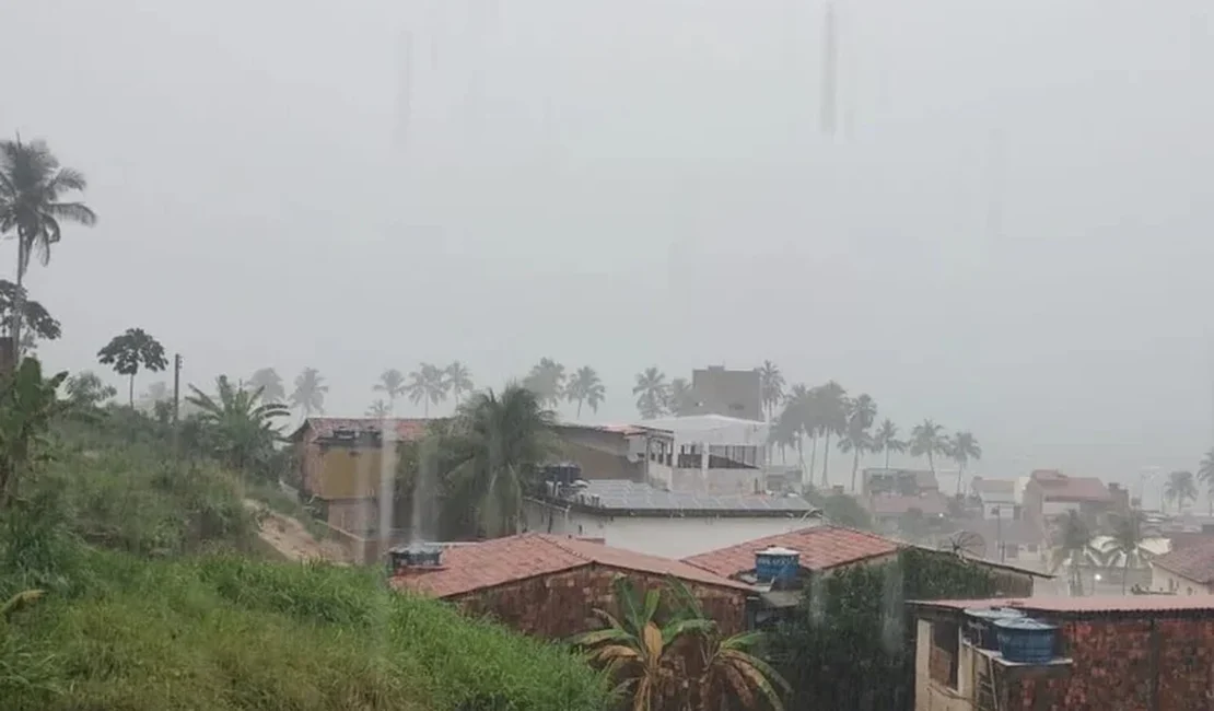 Inmet emite alerta amarelo de chuvas para Maragogi