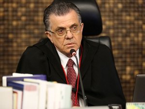 Desembargador Sebastião Costa Filho nega liminar a ex-pregoeiro de Piranhas