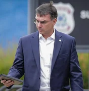 Flávio Bolsonaro assume conversa com Paulinho da Força por anistia