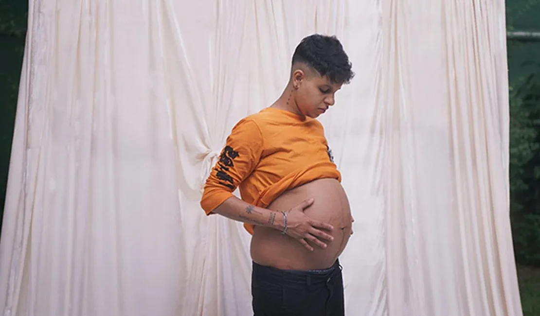 Documentário Apolo mostra gestação trans e desafios no SUS