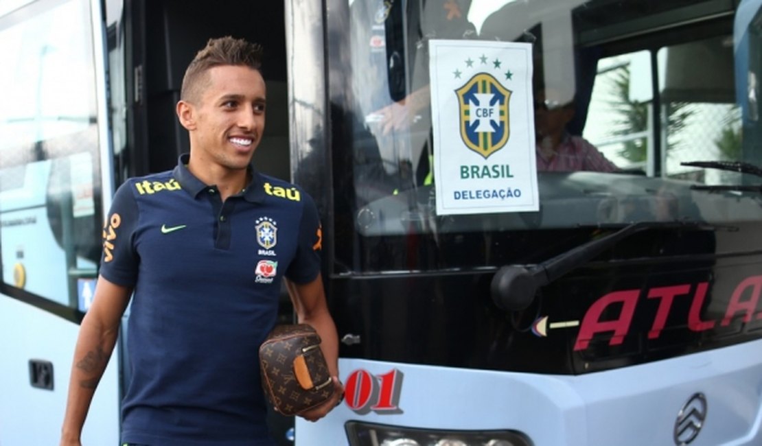 Tite anuncia convocação brasileira para jogos contra Argentina e Peru