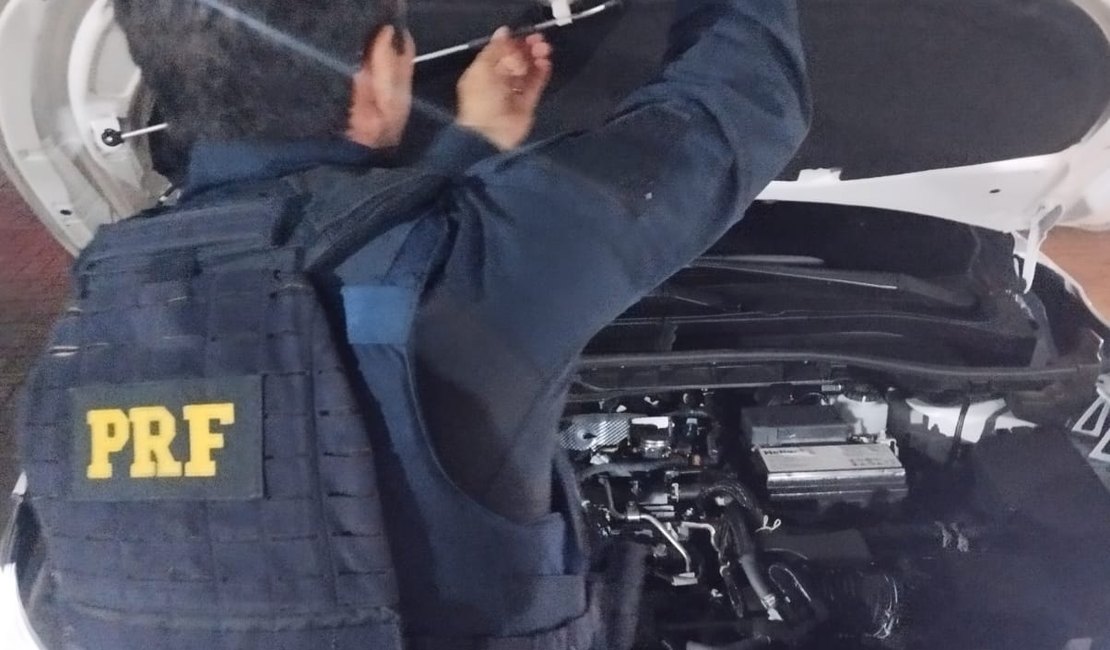 Homem é preso em Maceió com carro roubado em São Paulo