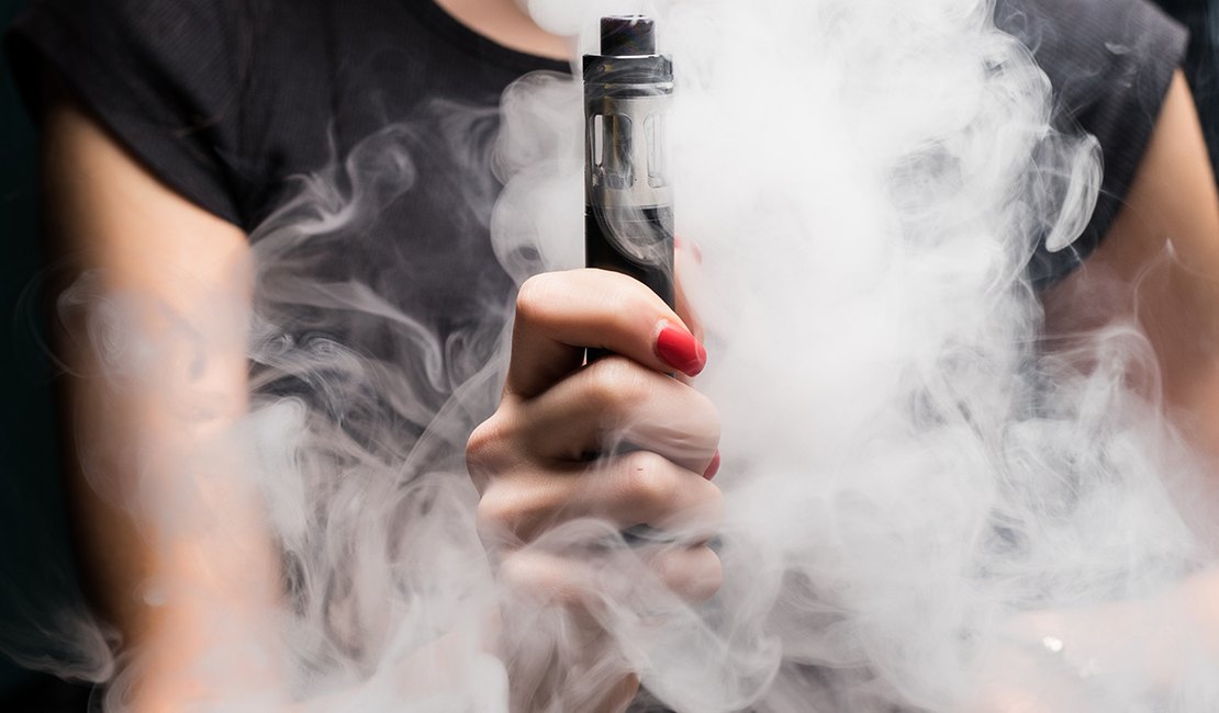 Um em cada quatro adolescentes em AL já experimentou cigarro eletrônico, diz IBGE