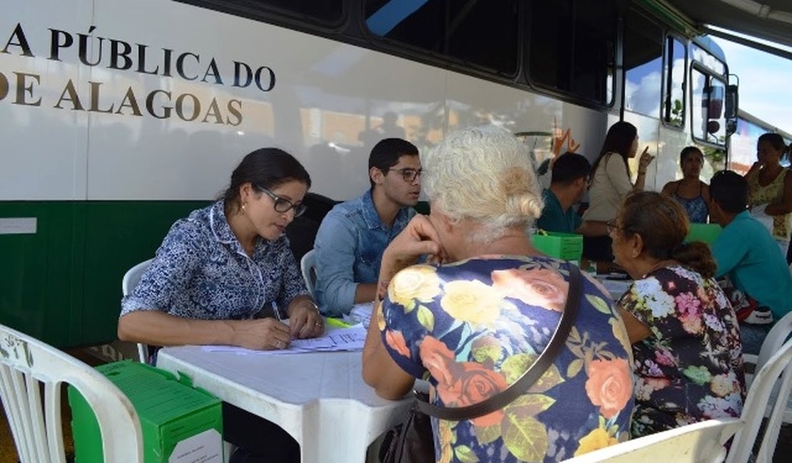 Defensoria Itinerante atende moradores da região metropolitana de Maceió
