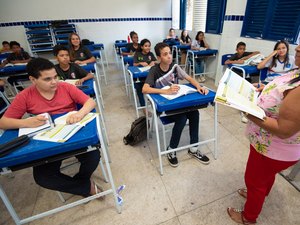 Educação de AL: professores e agentes aprovados no PSS devem entregar documentação até esta quarta-feira