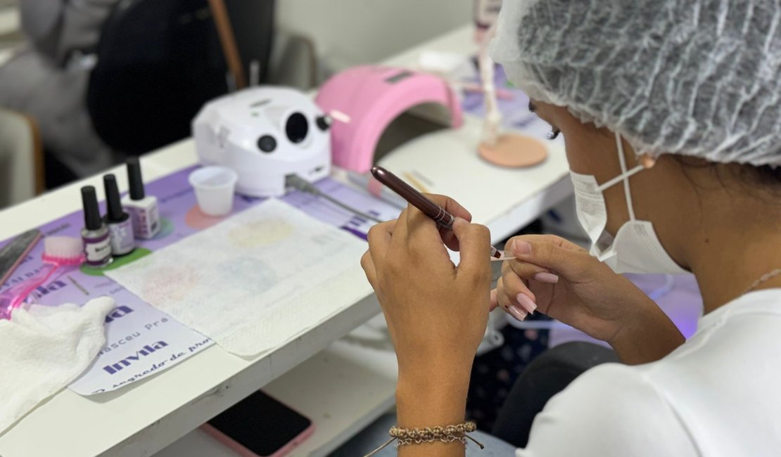 Projeto capacita mulheres vítimas de violência e abre novas oportunidades de renda em Maceió