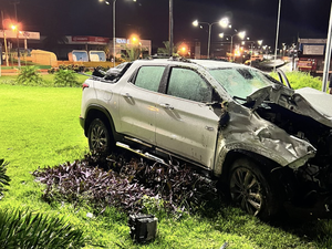 [Vídeos] Câmeras de vigilância mostram momento em que motorista invade Trevo Padre Jefferson em Arapiraca