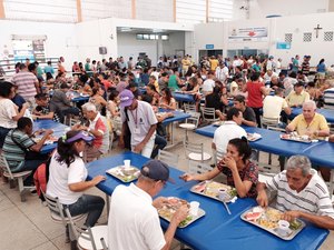 Restaurante Popular de Maceió fecha no feriado de São João