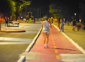 Prefeitura leva iluminação em LED ao Parque Linear no Vergel do Lago
