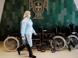 Portugal estende restrições a viagens até meados de maio