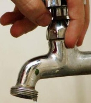 Abastecimento de água é suspenso em municípios do Agreste