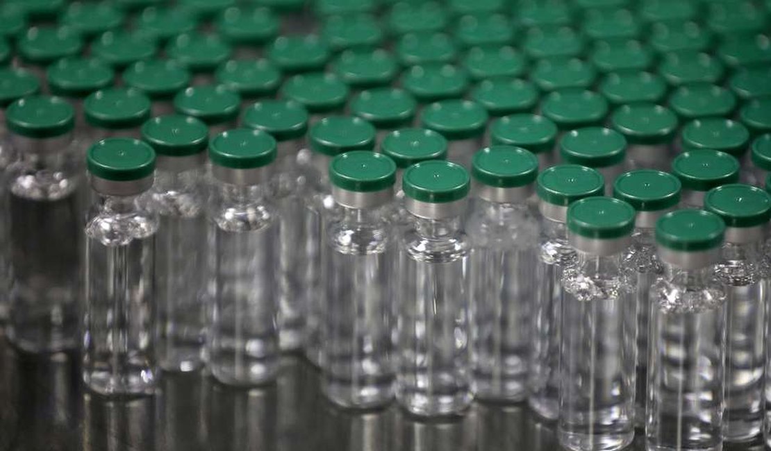 Arapiraca receberá 1.680 doses da vacina Oxford/AstraZeneca