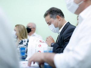 Em Arapiraca, governador e secretário de Saúde anunciam novos leitos para região