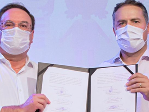 Governador assina ordem de serviço para construção de hospital em Arapiraca